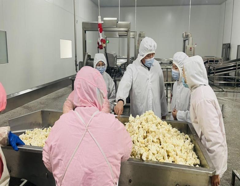 韓國(guó)三星項(xiàng)目負(fù)責(zé)人對(duì)我公司進(jìn)行了蔬菜車(chē)間的年度審核